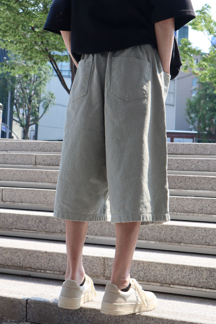 10070A725-W02-11.jpg