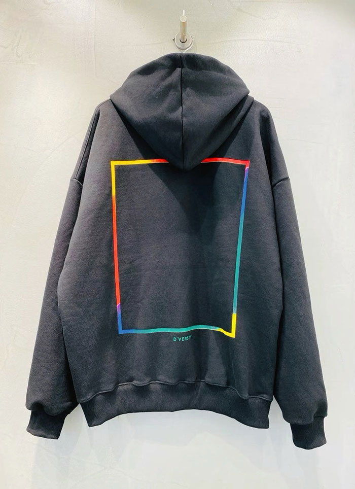 【 Giusto 】彩色方形連帽上衣-21