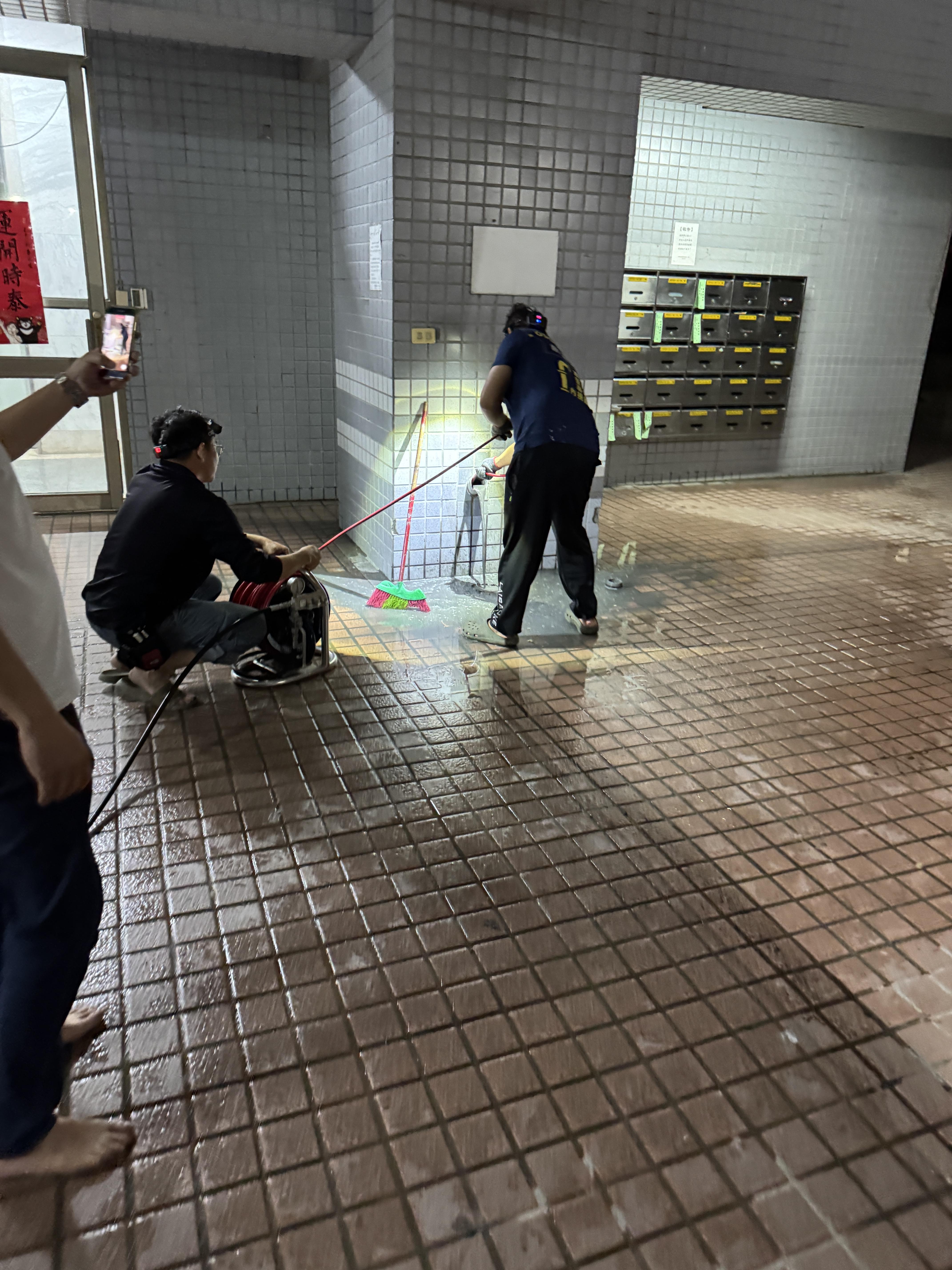 On-site community drainage cleaning