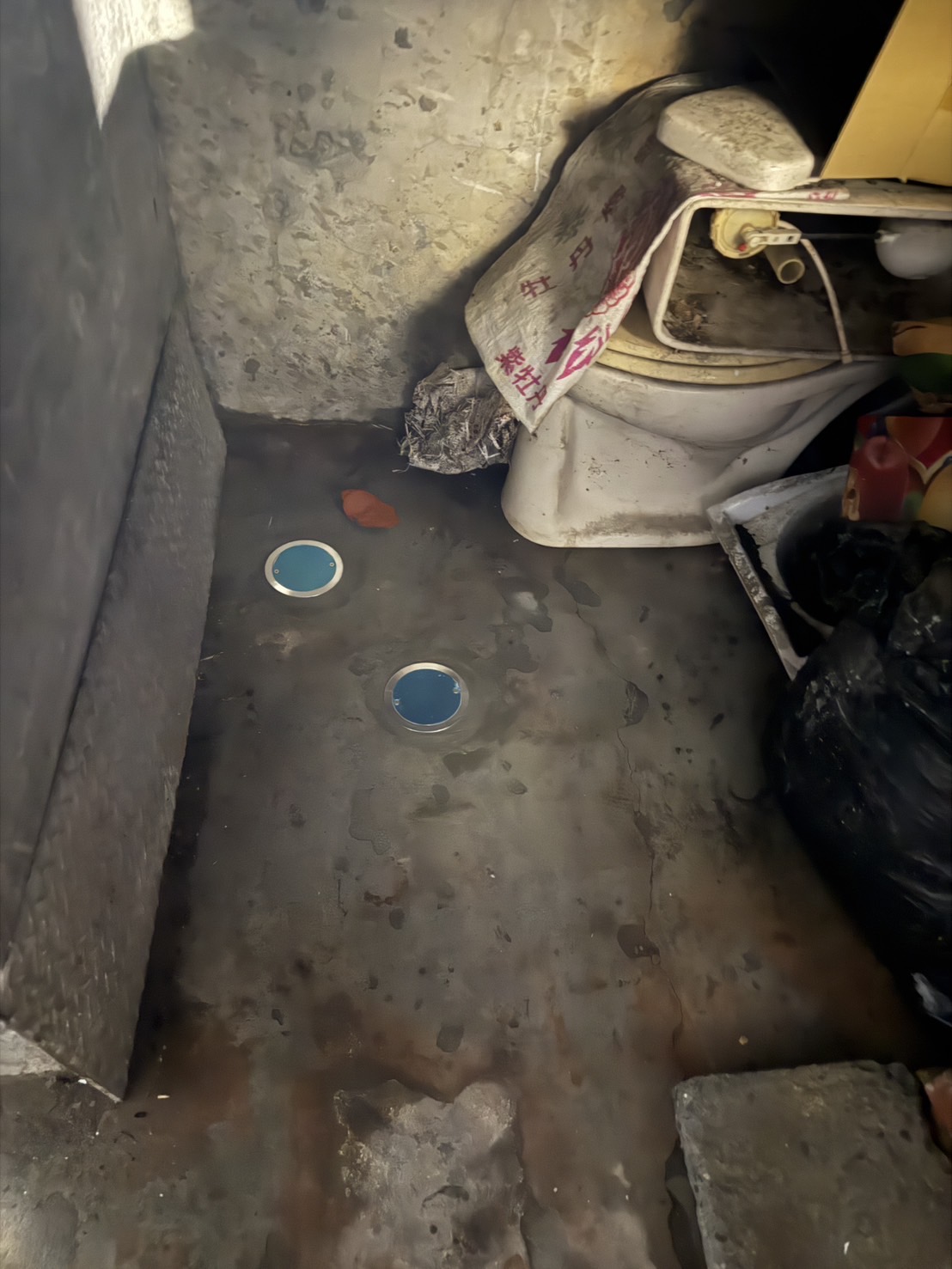 化糞池臭味-永正通管-1 戶外通道封蓋完成