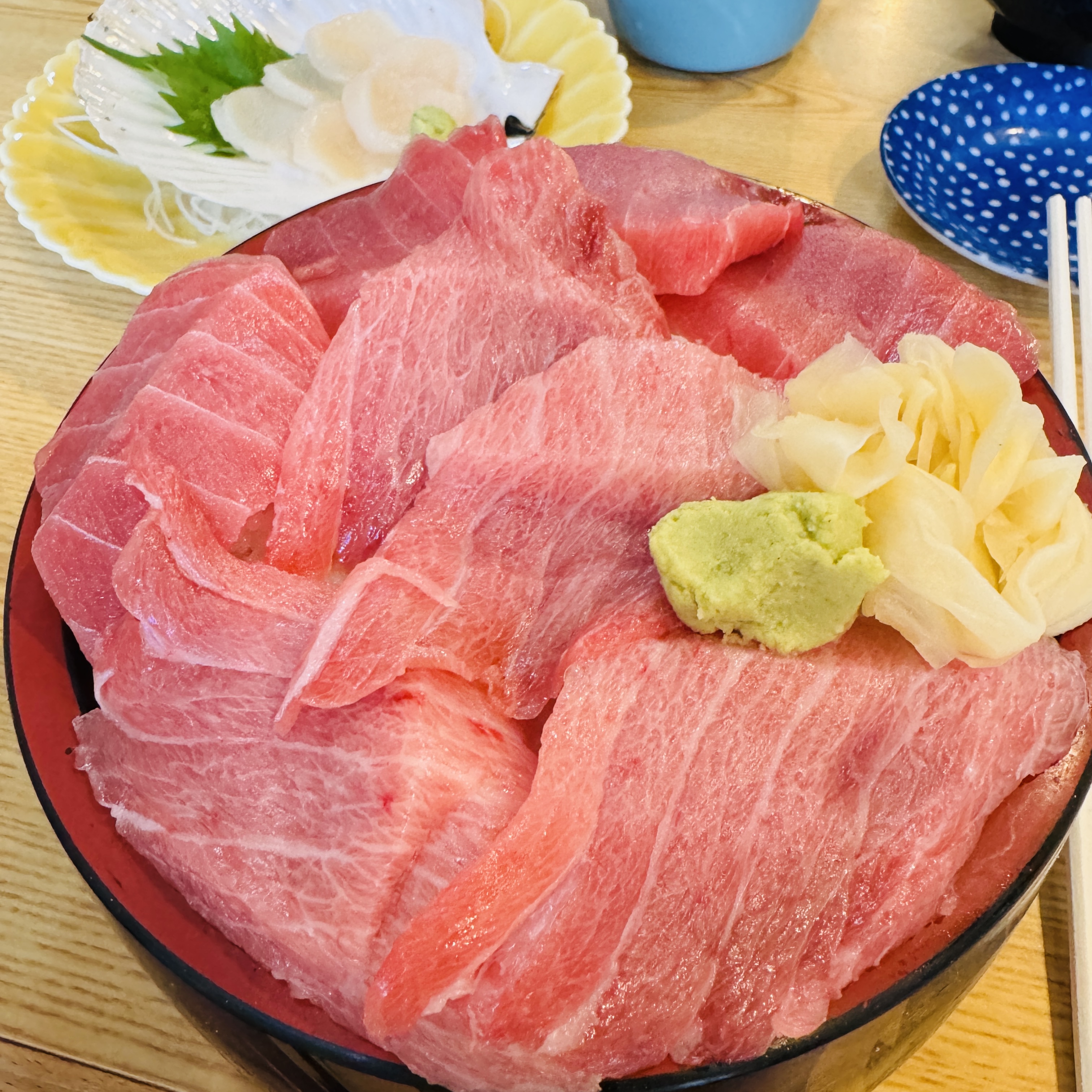 大和水產黑鮪魚海鮮丼