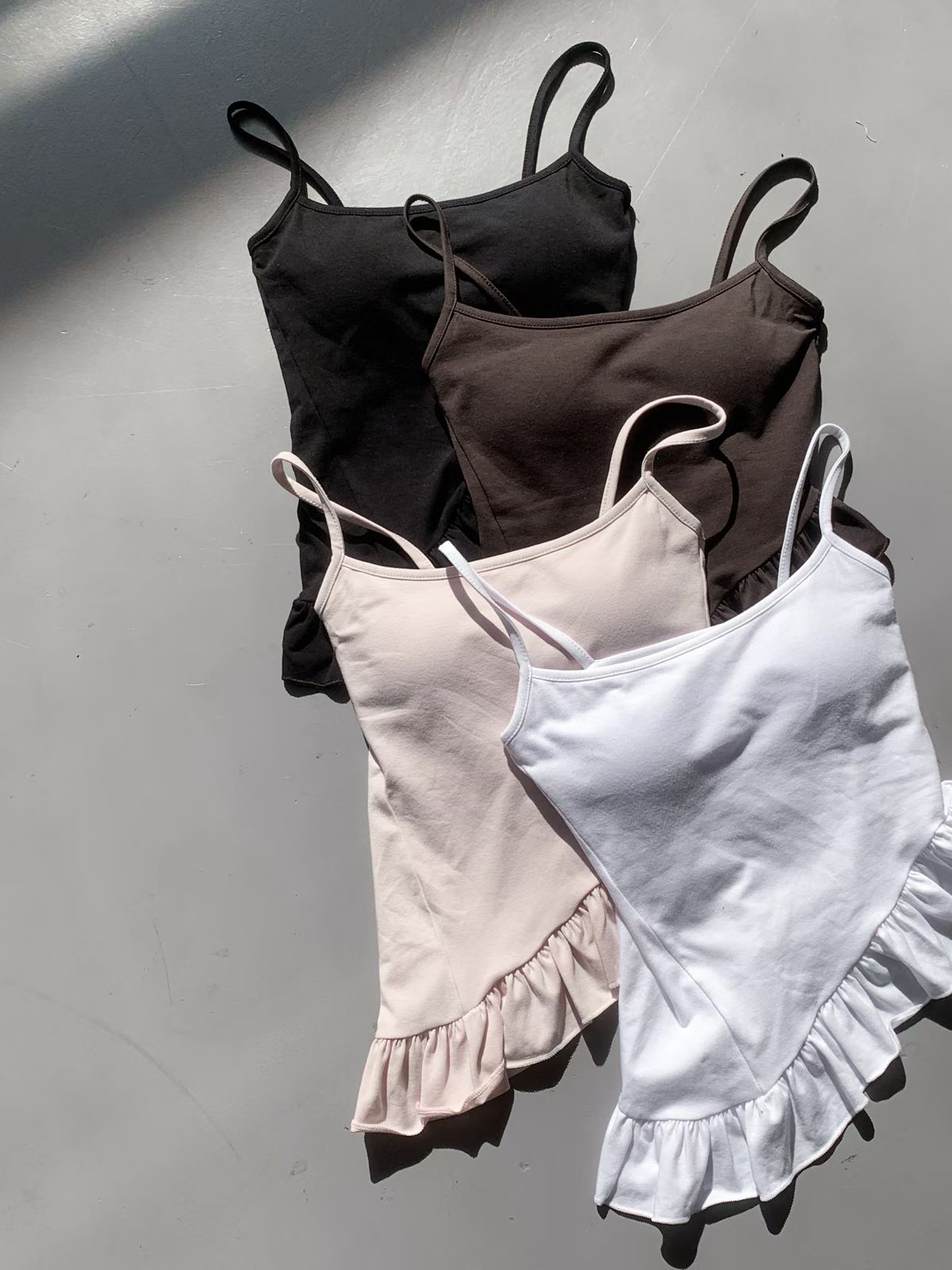 ♡正韓♡女團風不規則細肩braTop9