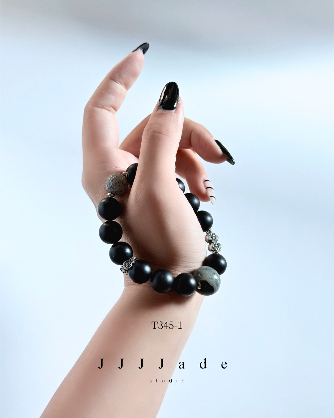 T345 一念 | 和田玉墨玉手串9