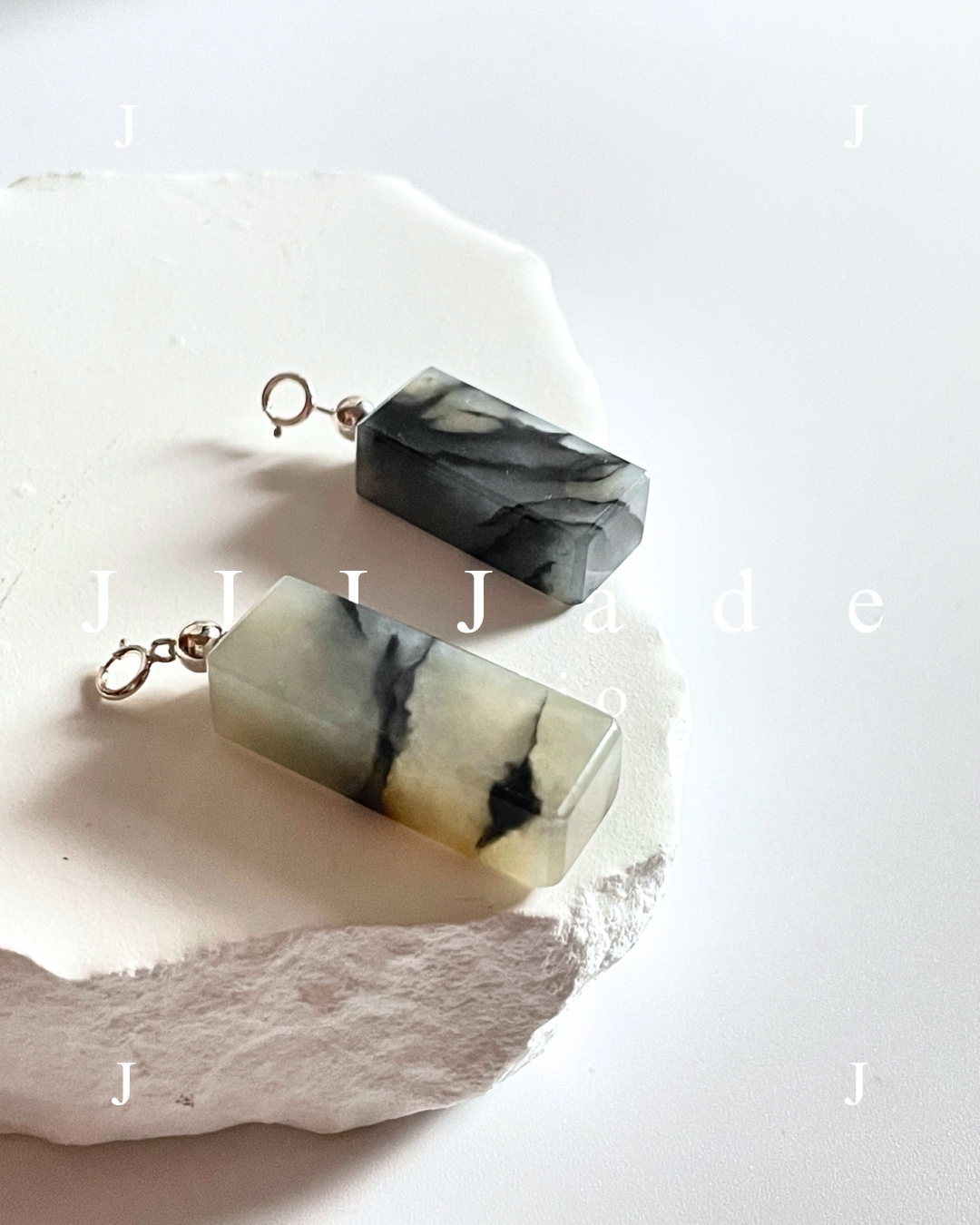 Z06 07 聚墨青花吊墜