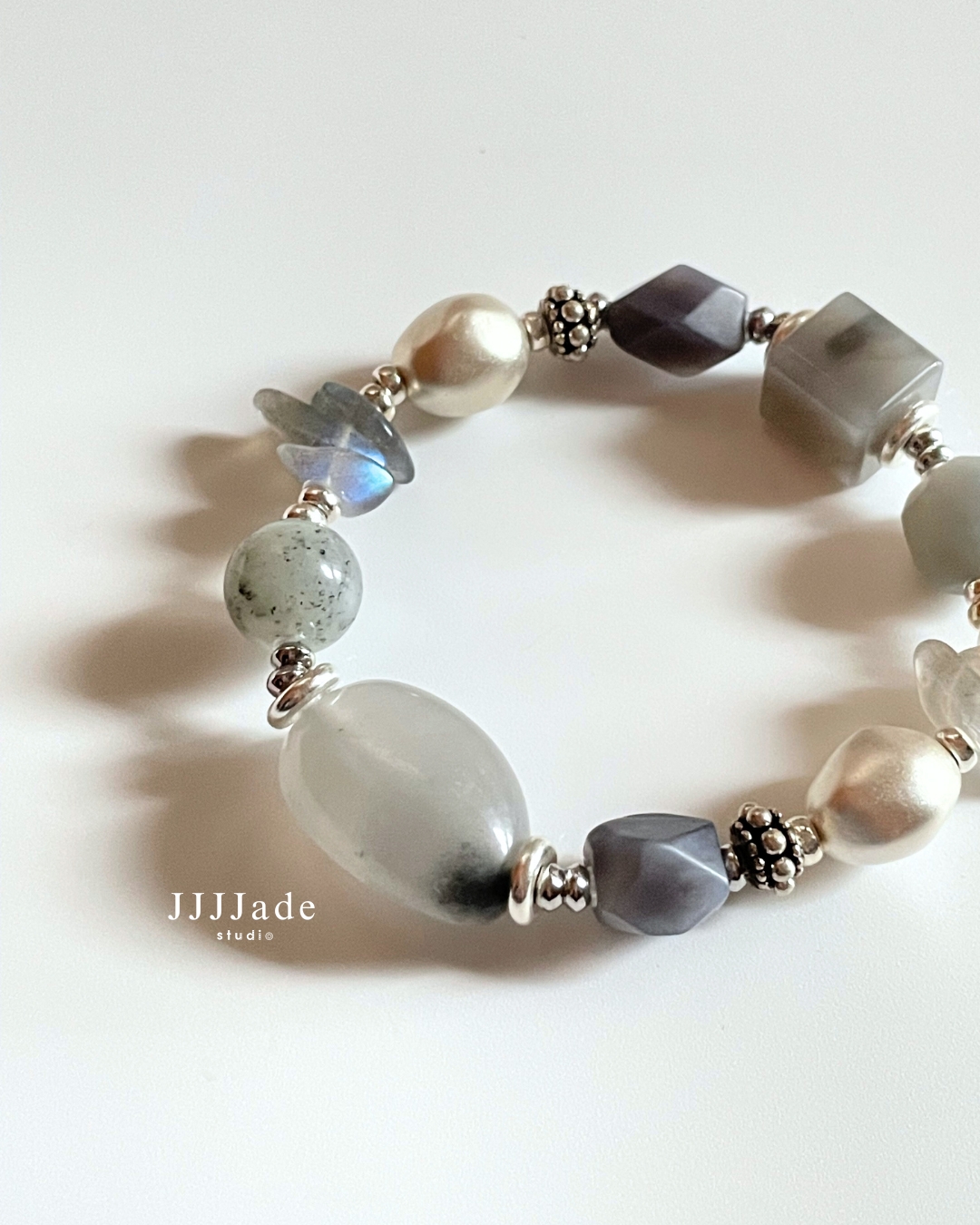 T292 浮光 | 和田玉手串