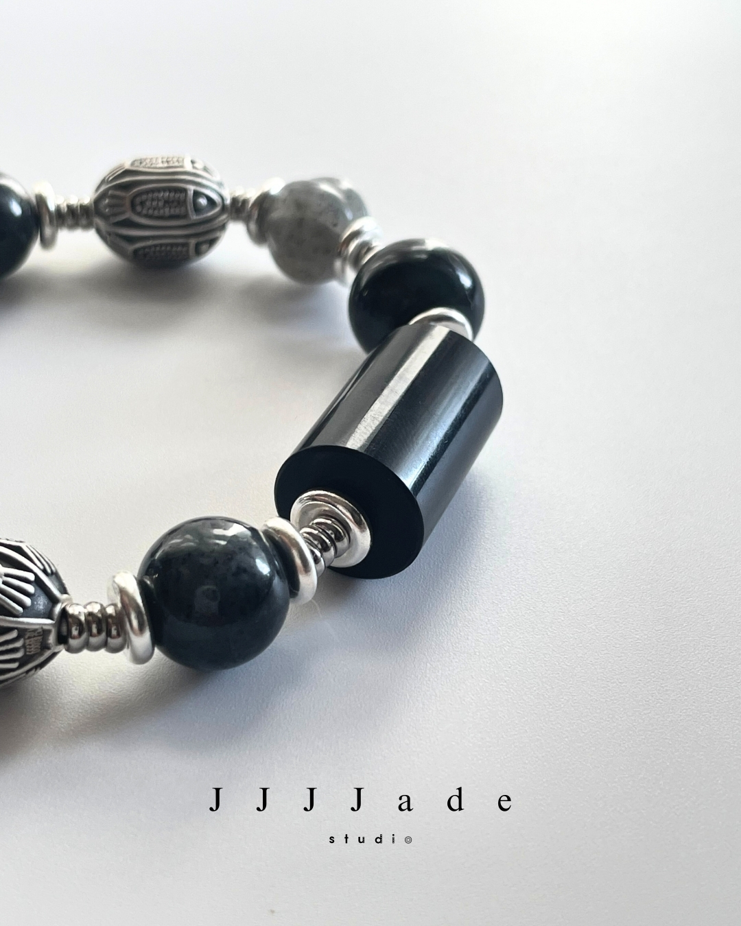 T264 餘行 | 墨玉 | 青花