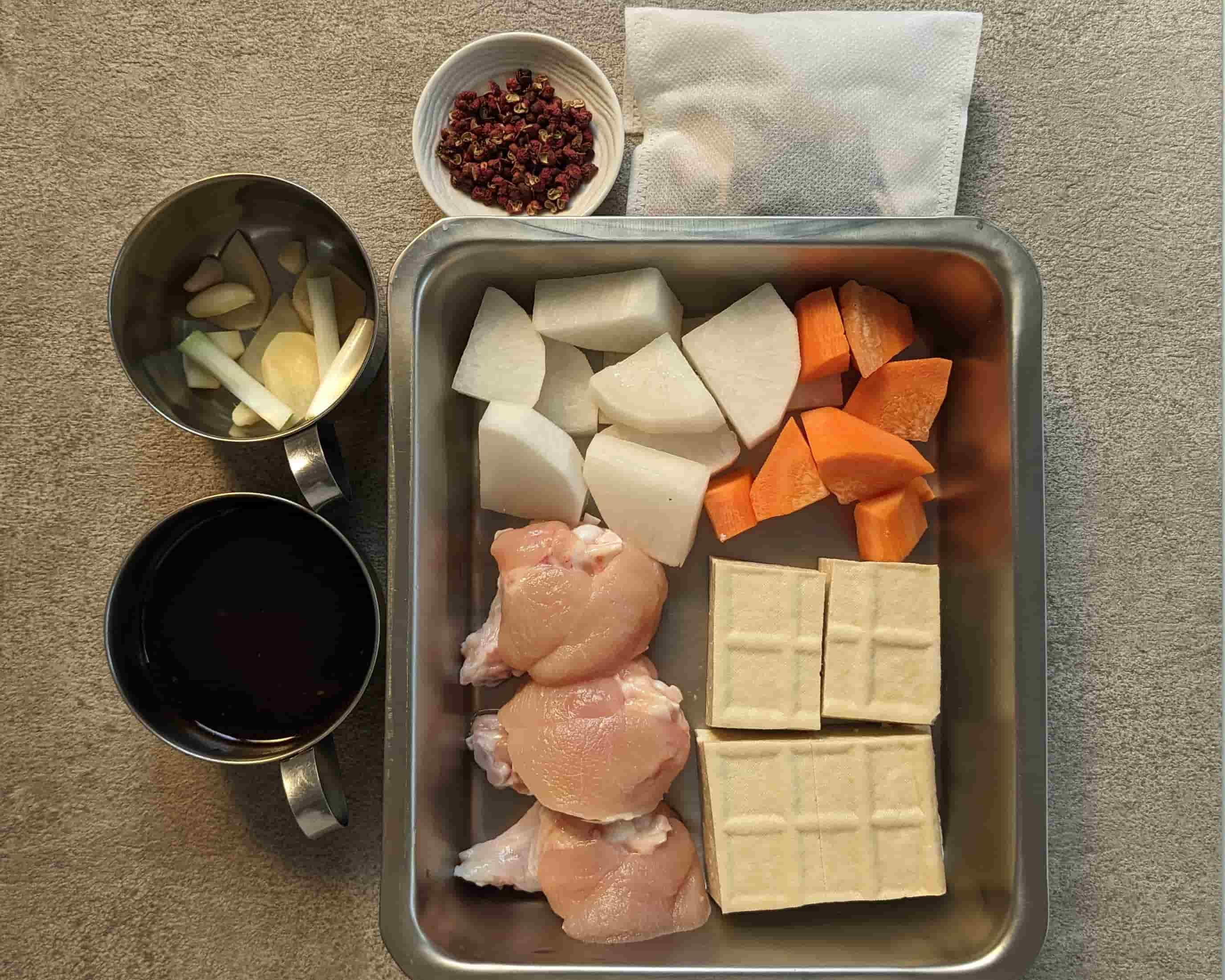 椒麻紅燒湯食材準備