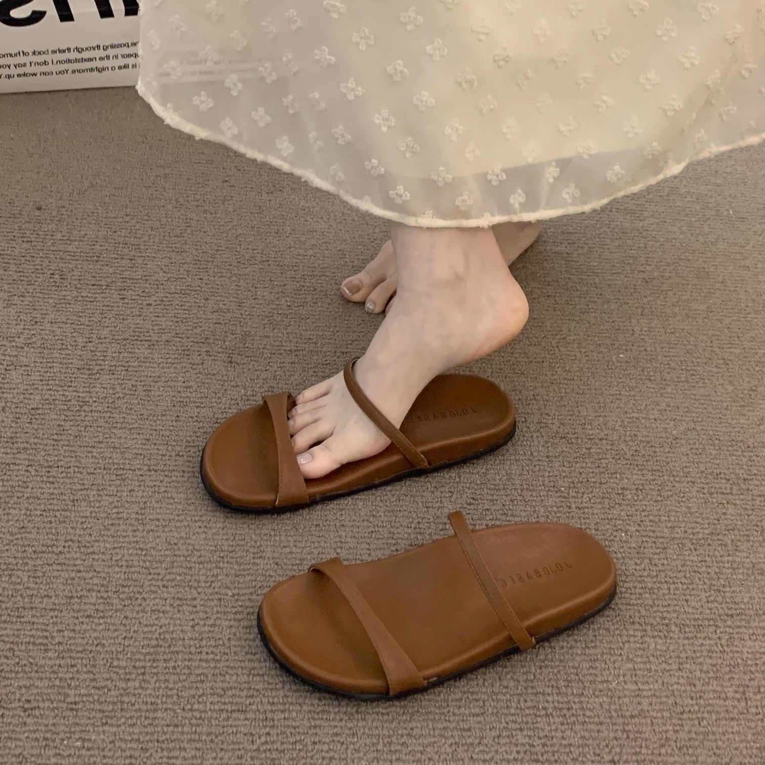 夏日百搭復古風涼拖鞋5