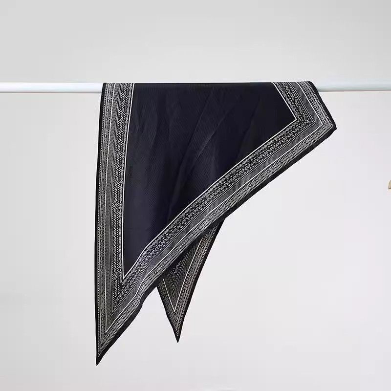 秋季新款時尚百搭圖騰三角巾  旅行拍照/外搭必備/系腰領巾5