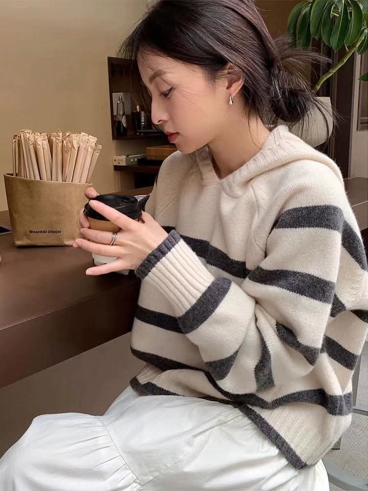 韓系條紋針織連帽上衣5