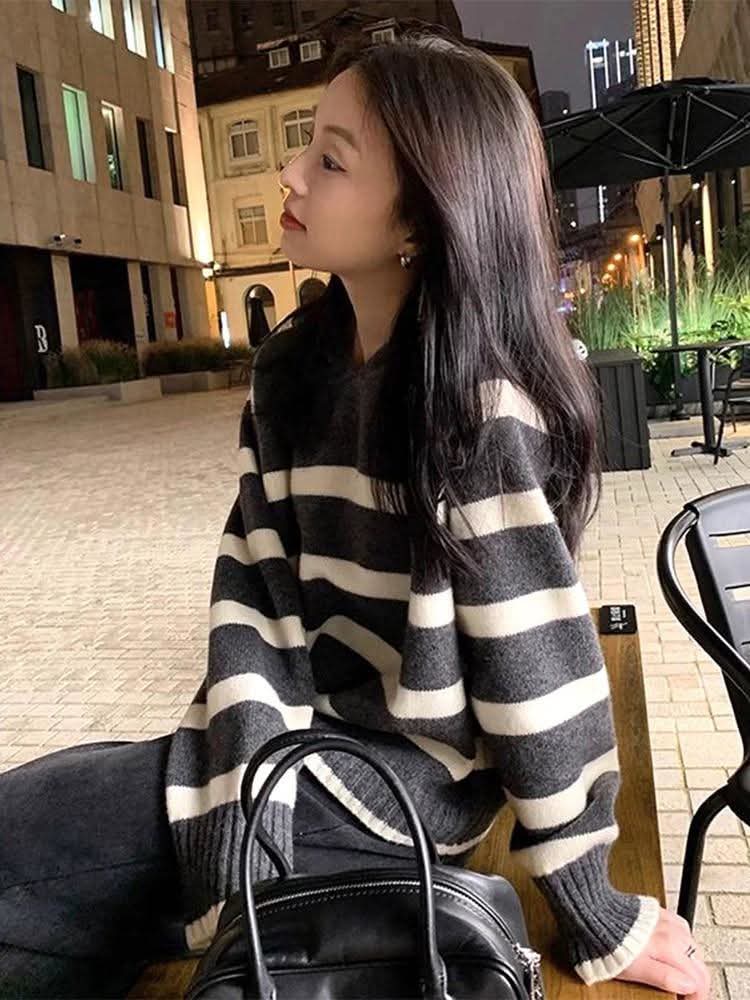 韓系條紋針織連帽上衣3