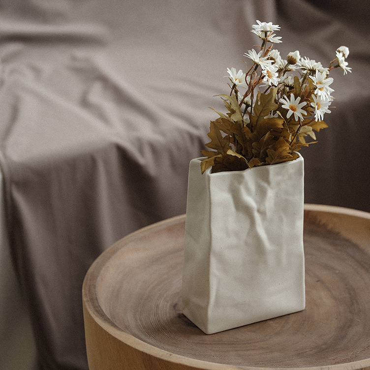 ins風高級感擺件 奶油皺褶紙袋花瓶