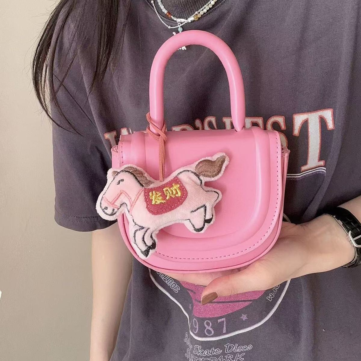 2026馬年開運小馬掛件 5入祝福款可愛毛絨吊飾2