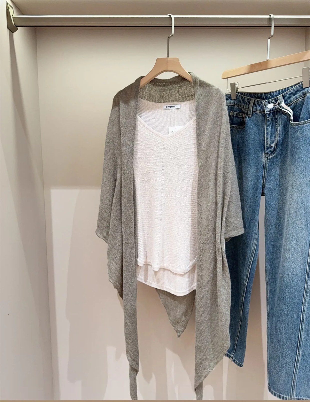 西班牙單  豆綠色超大羊毛三角披肩圍巾 260×90cm 百搭保暖神器