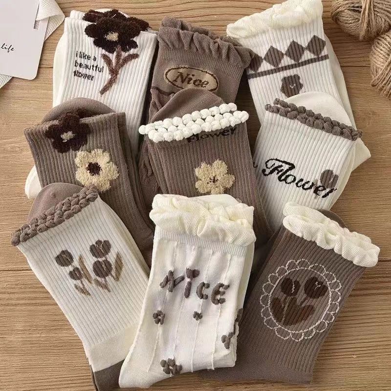 韓系美拉德色中筒棉襪組 買6送3