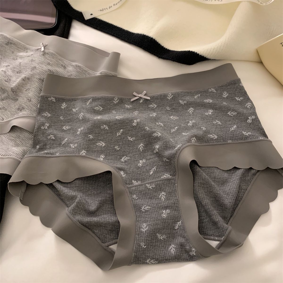 純棉底襠舒適碎花中腰三角褲4件組3