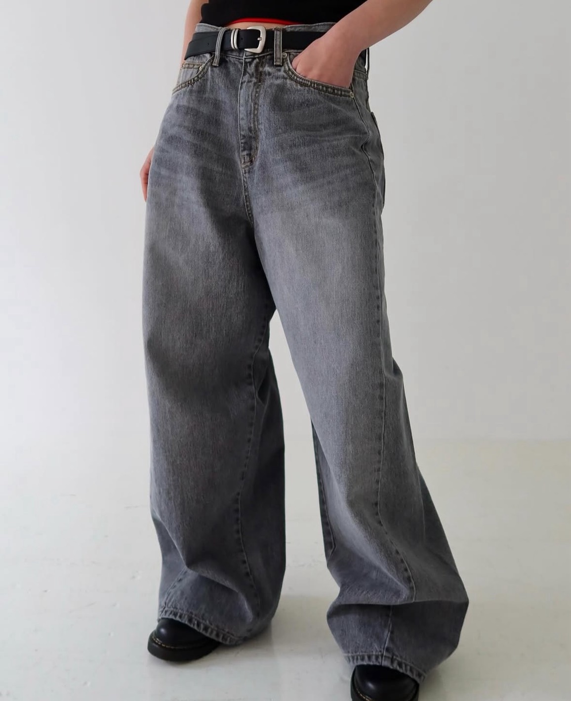 買就對了復古刷色設計款牛仔褲 2colors