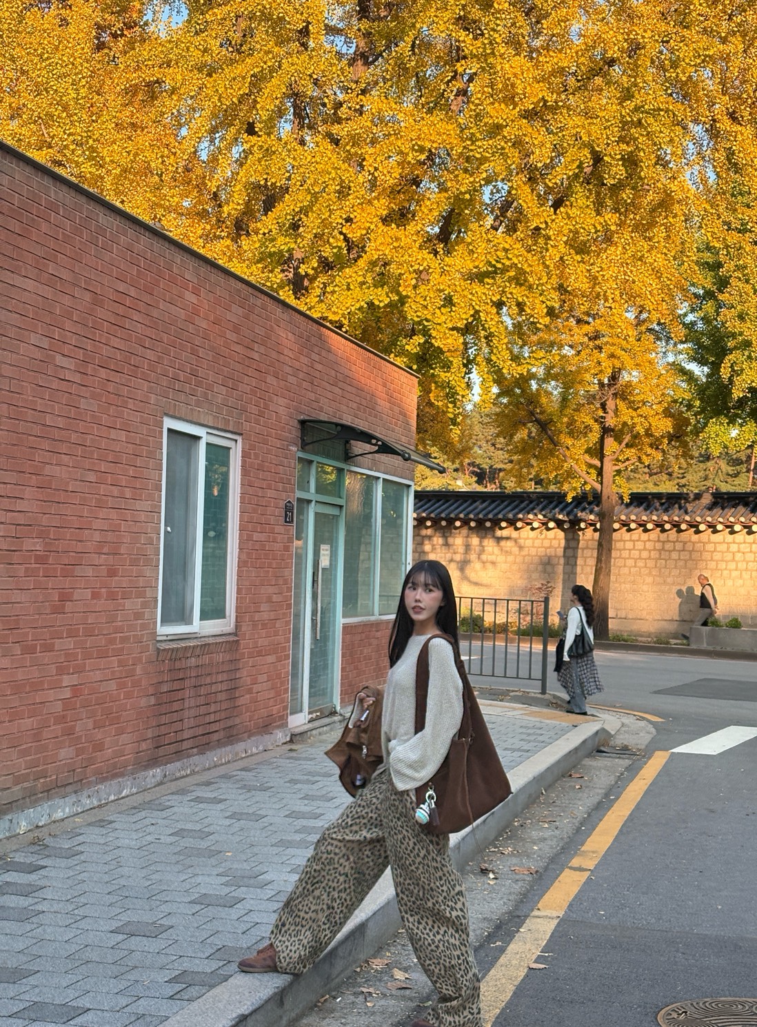 漫步布拉福冰絲針織衫 2colors