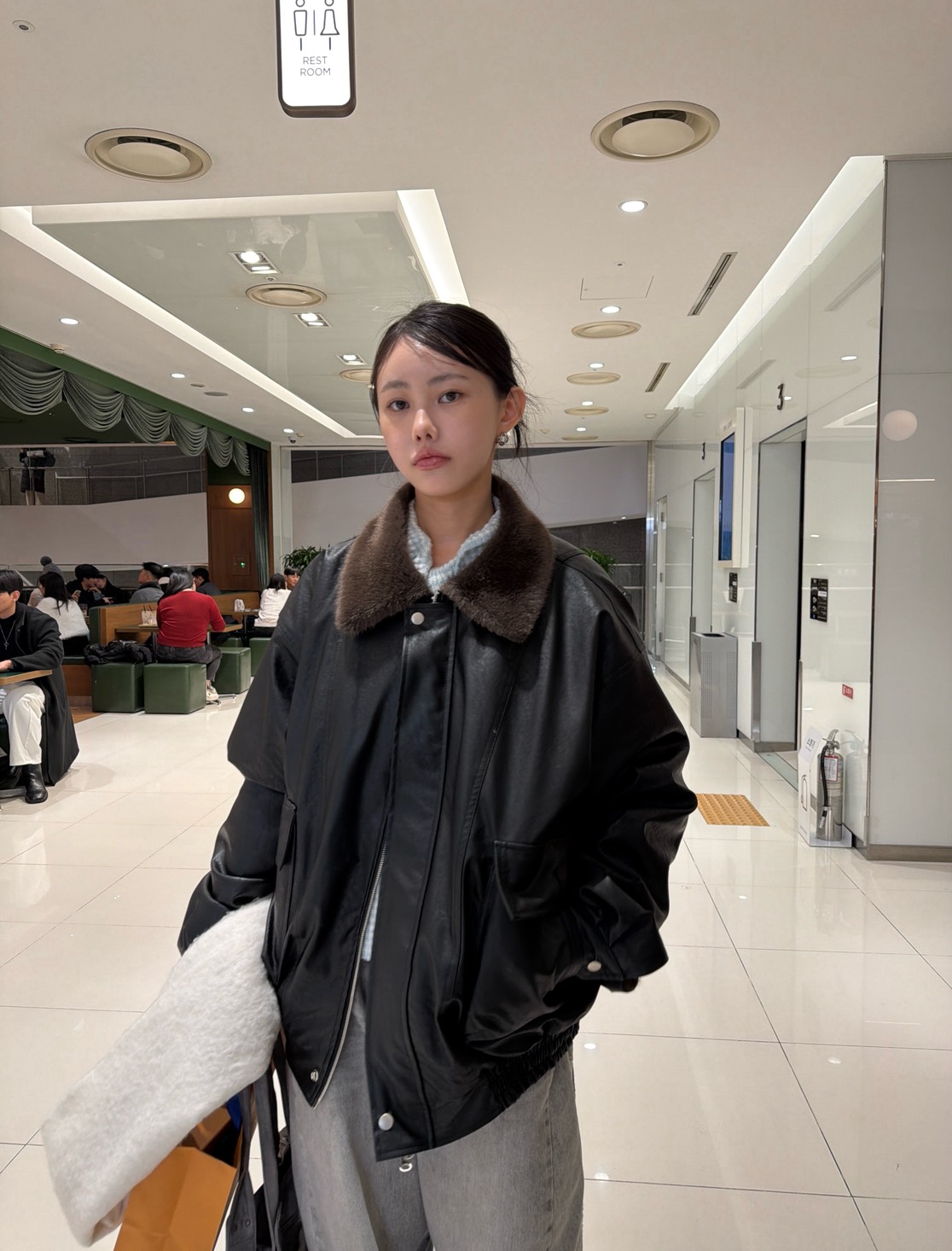 布里斯托翻領刷絨皮外套