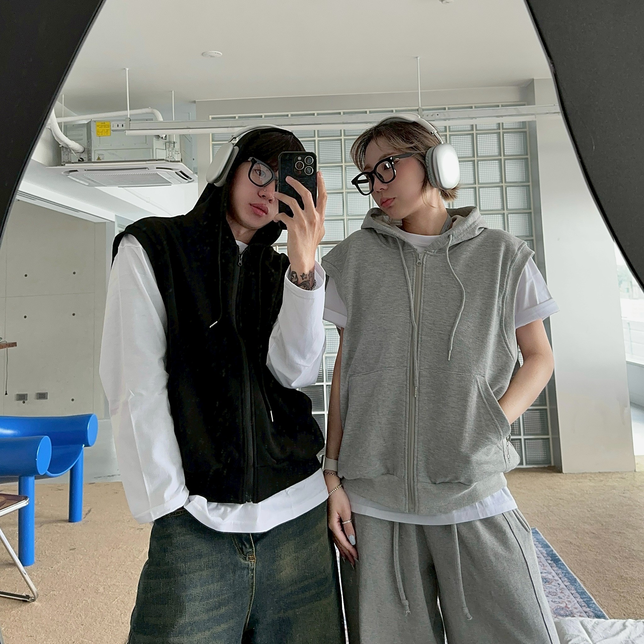 【現貨】高磅數高質感素面連帽拉鍊背心外套 【現貨】高磅數高質感素面連帽拉鍊背心外套