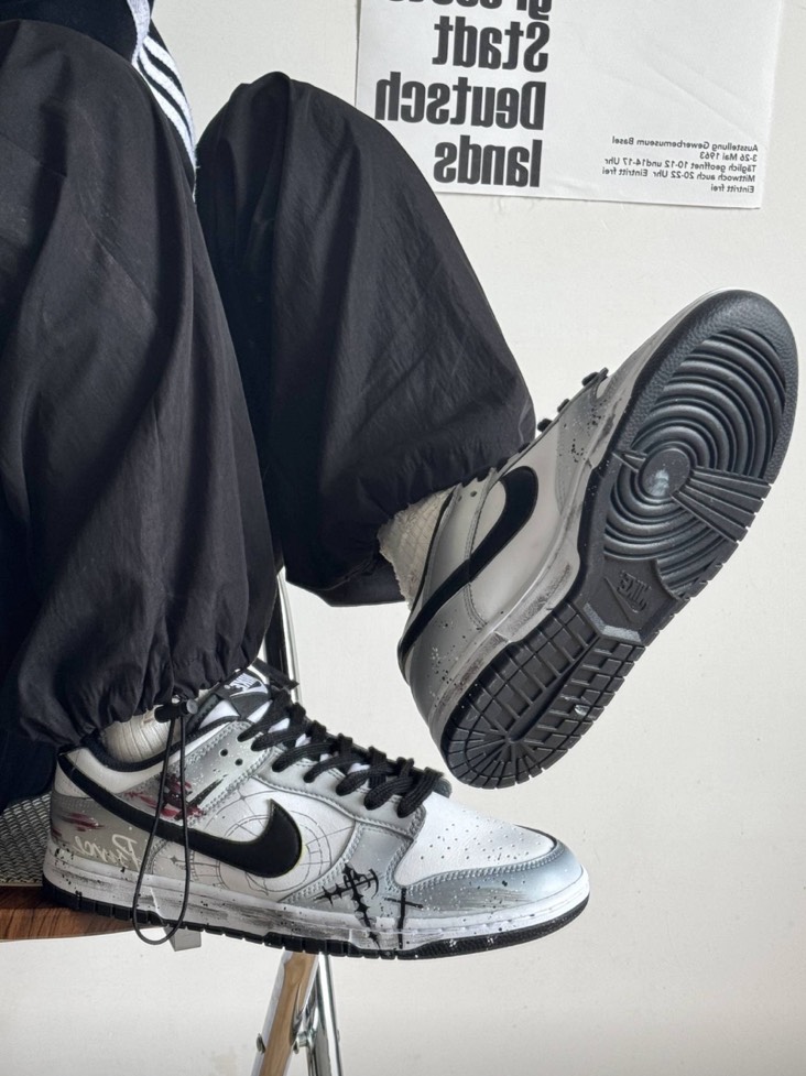 【訂製款】Nike Dunk Low 墨染十字星 【訂製款】Nike Dunk Low 墨染十字星