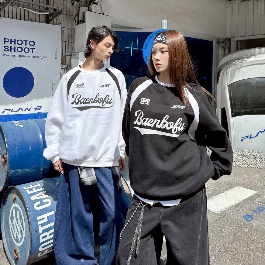 【現貨】Baenbolu 美式拼接印花大學T 【現貨】Baenbolu 美式拼接印花大學T