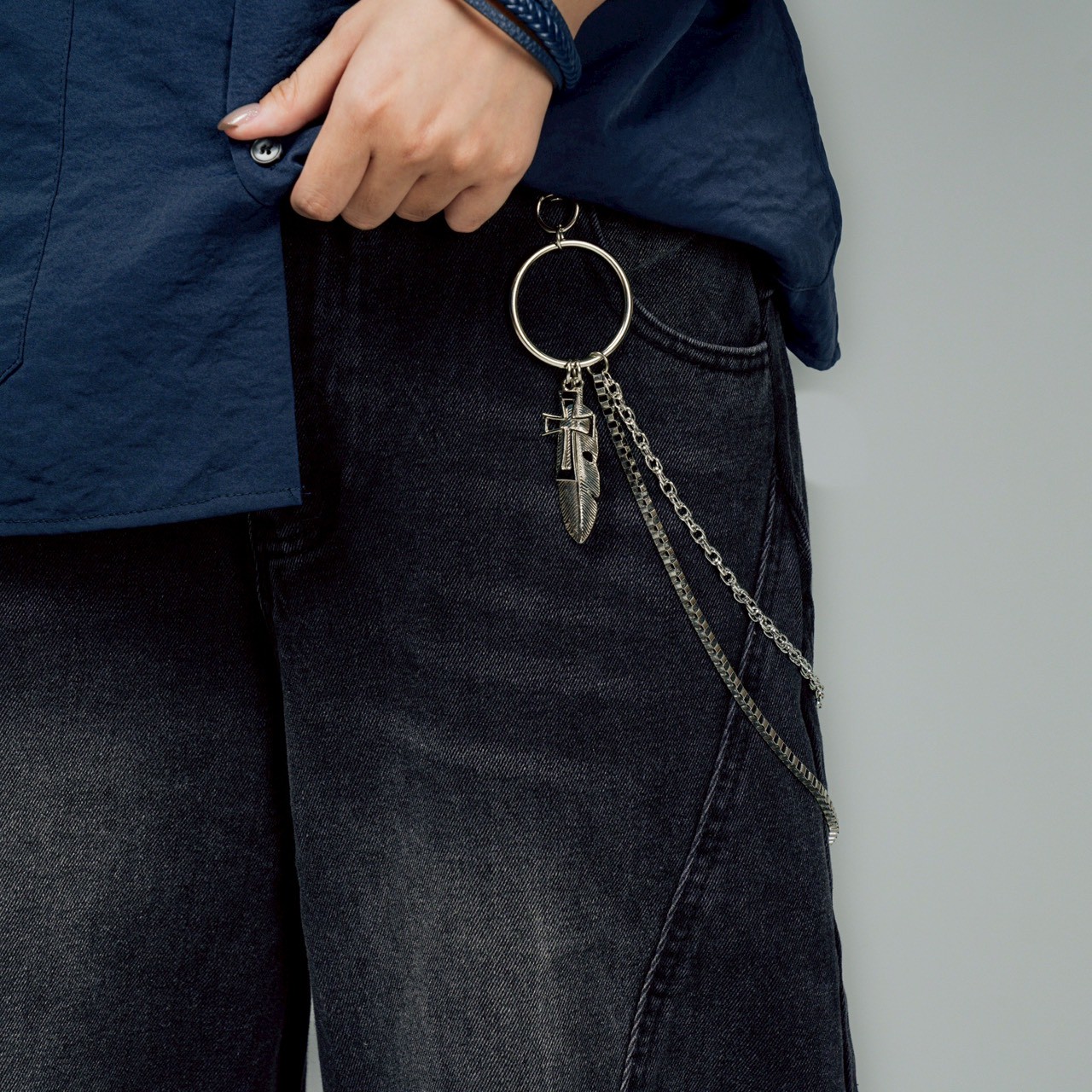 【層次感加分單品】十字架羽毛雙條褲鏈 【層次感加分單品】十字架羽毛雙條褲鏈