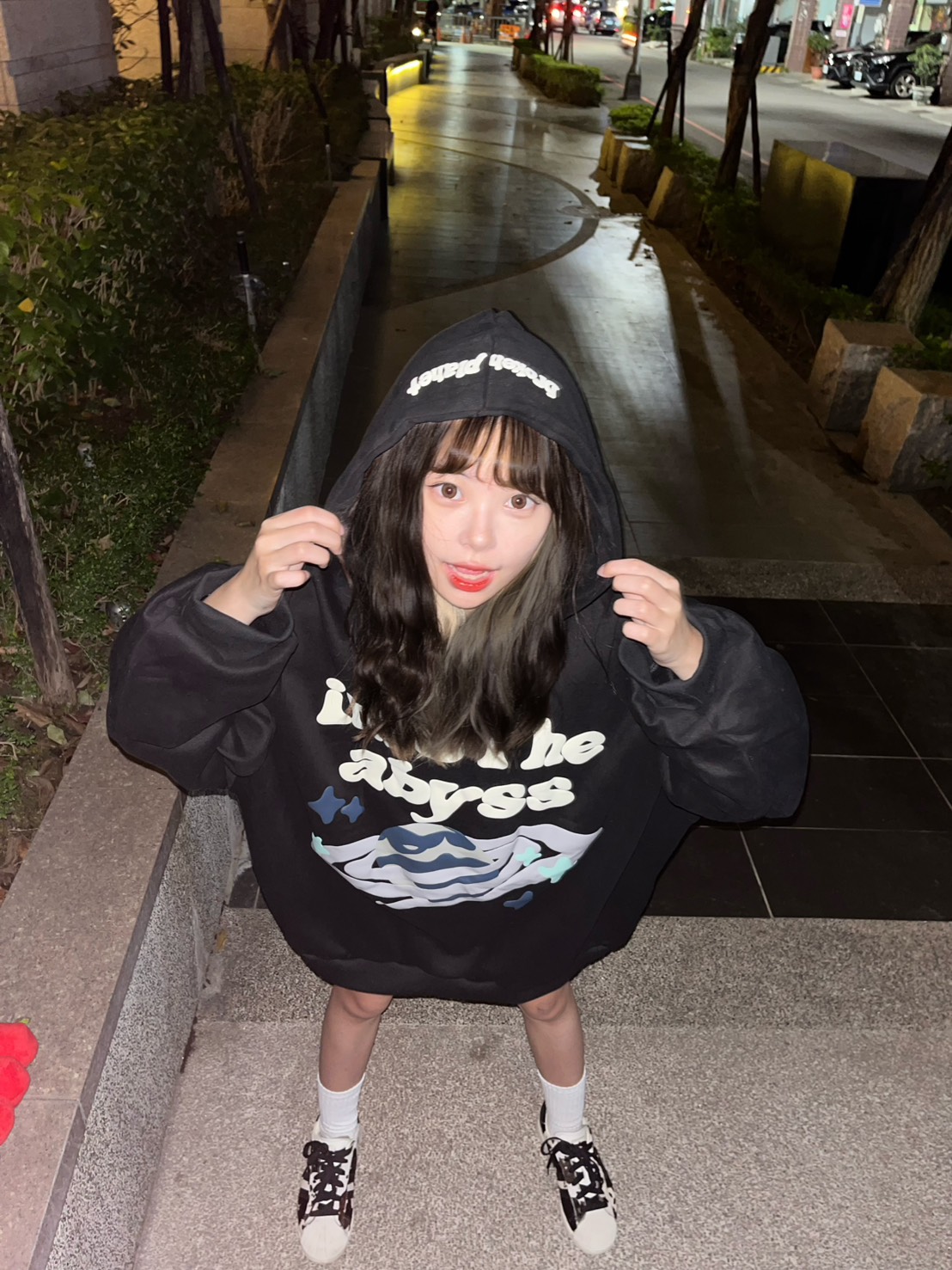 【現貨】宇宙深淵之旅帽T 【現貨】宇宙深淵之旅帽T