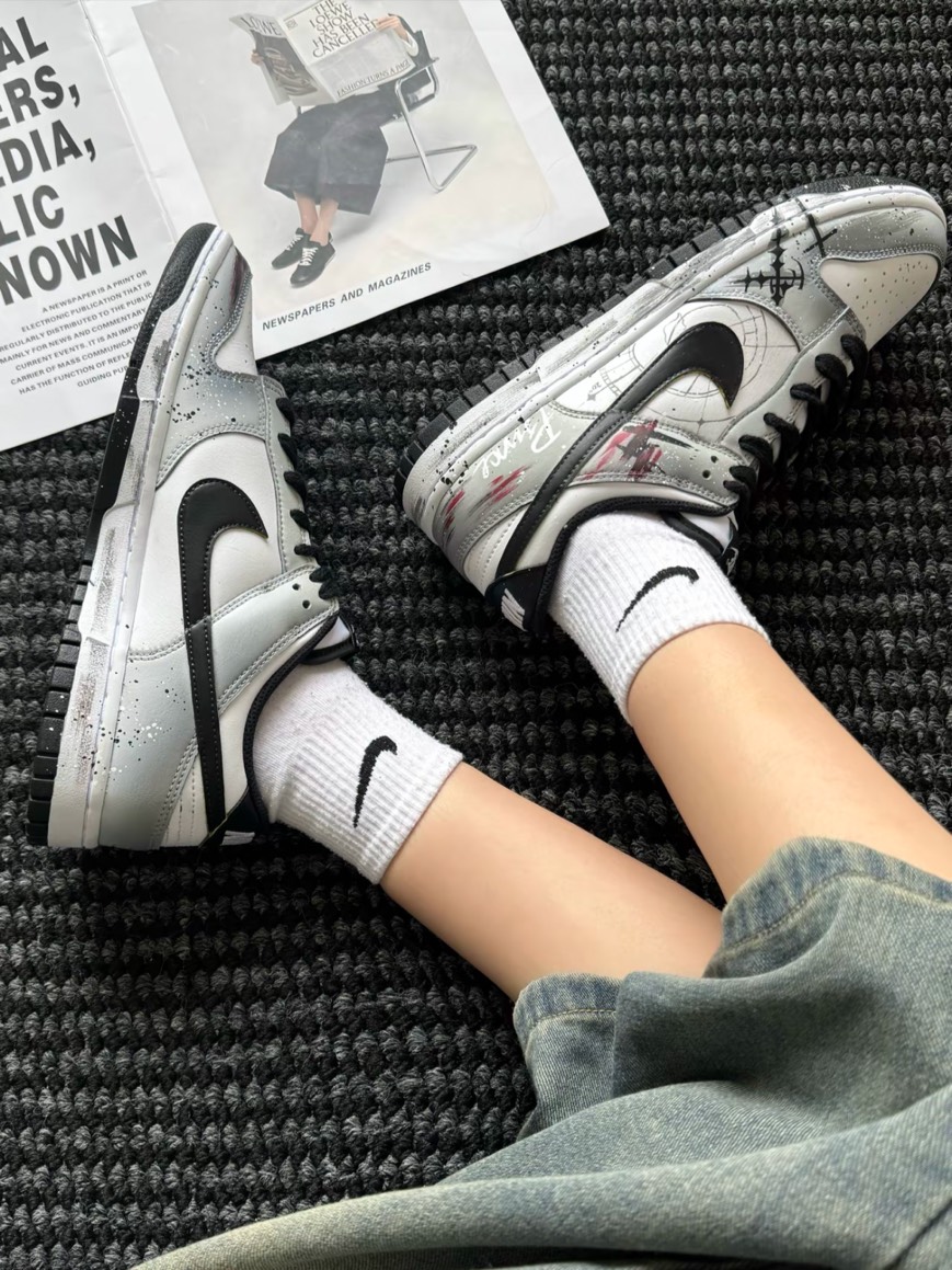 【訂製款】Nike Dunk Low 墨染十字星 【訂製款】Nike Dunk Low 墨染十字星