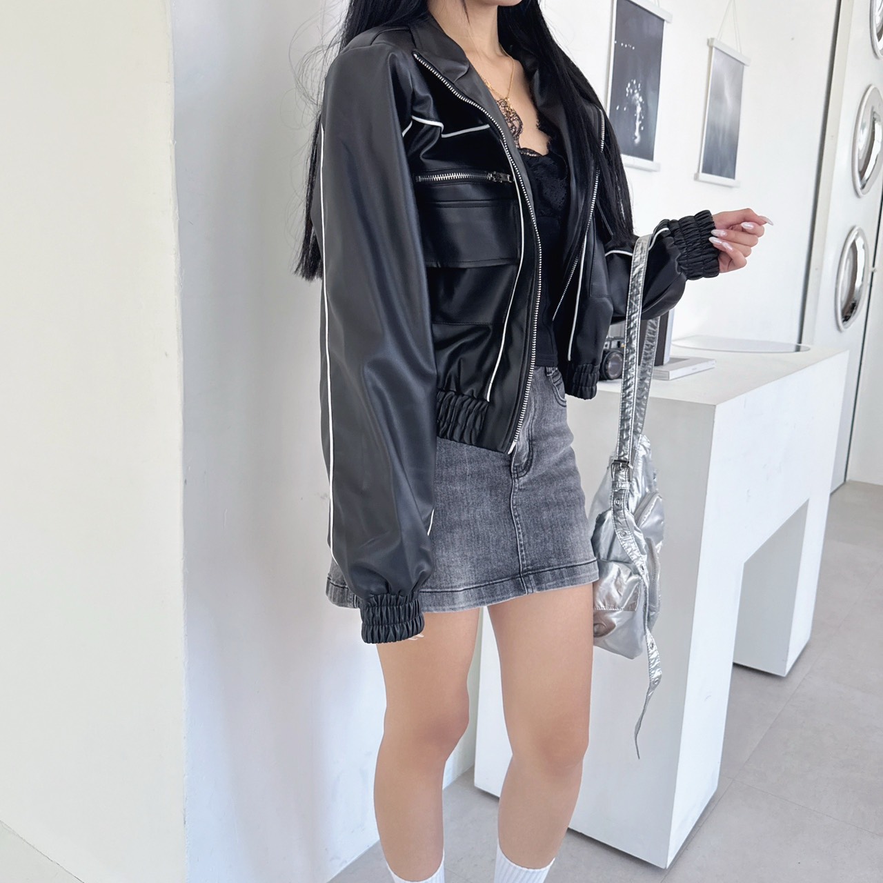 【街頭潮流新品預購】現代科技感皮革外套 【街頭潮流新品預購】現代科技感皮革外套