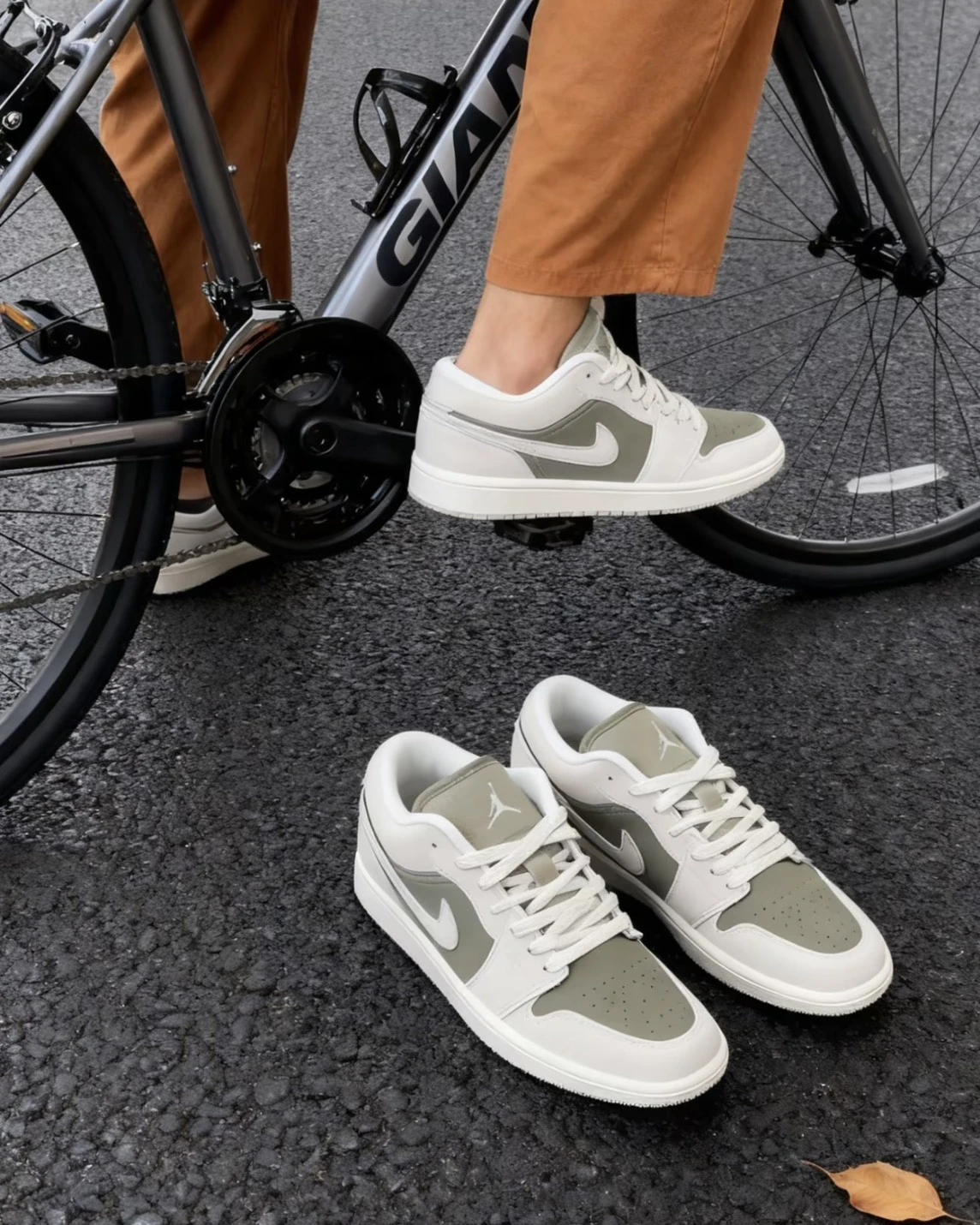 【爆款現貨!】Air Jordan 1 "Medium Olive" 反轉橄欖綠 倒鉤平替 | HV4089-201