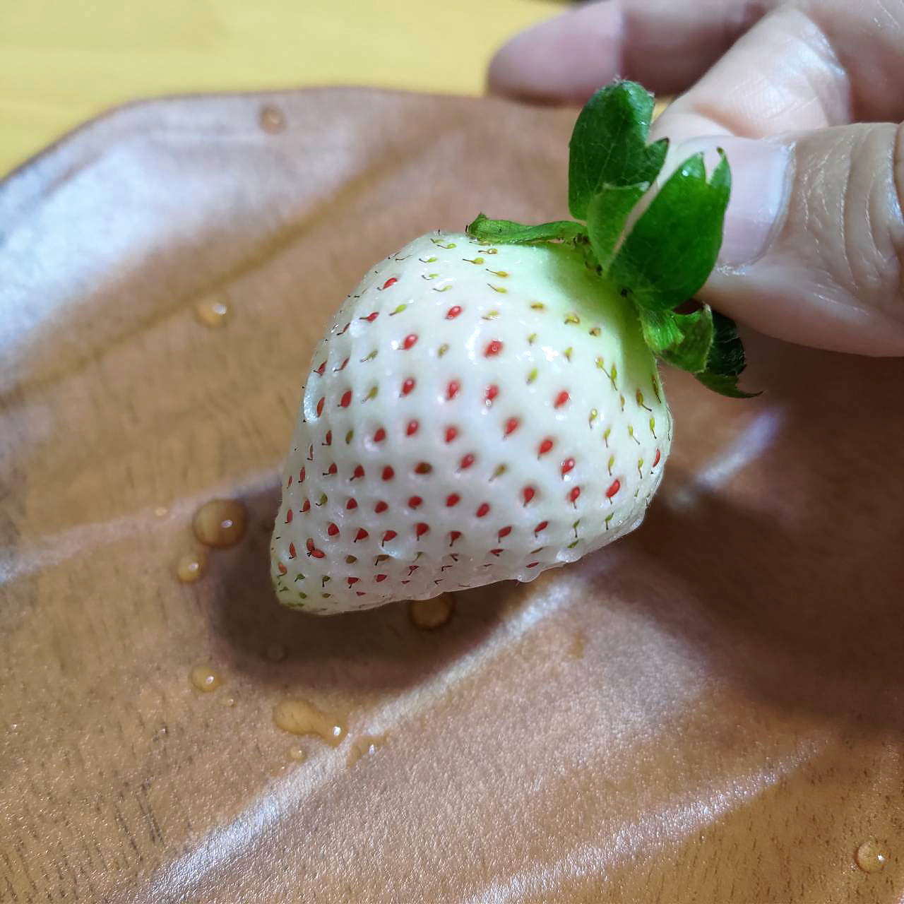 大湖白草莓2.jpg