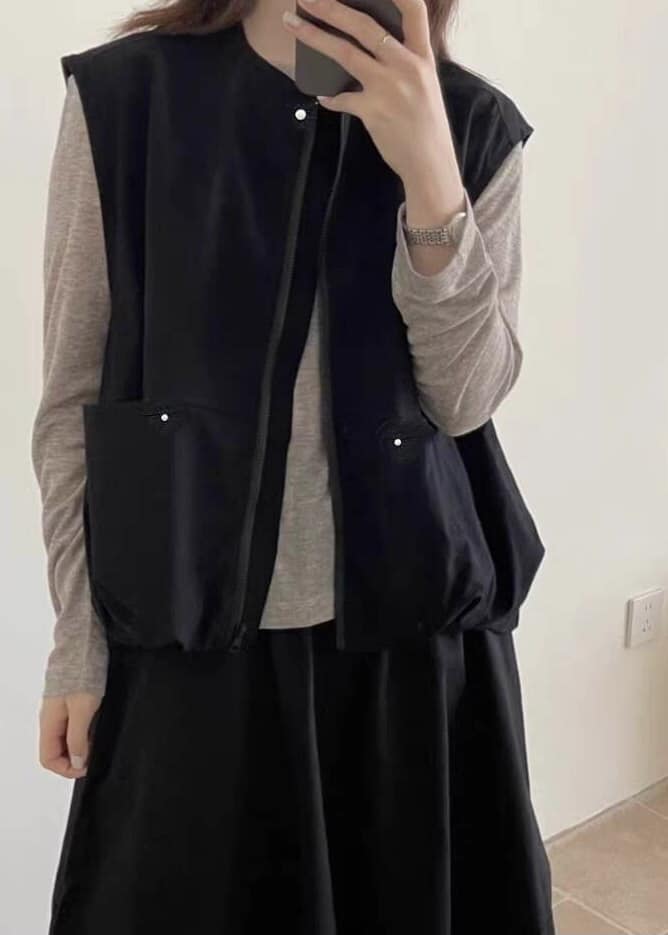 TH防風連帽造型設計款背心外套*2色 KB09556