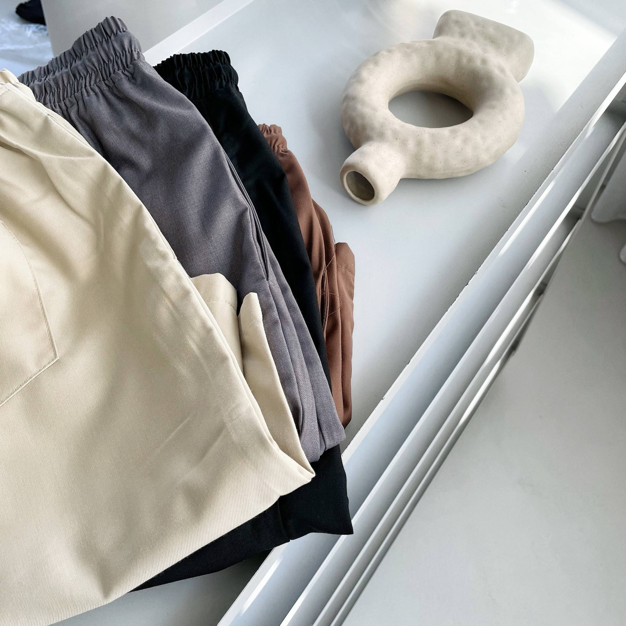 男女適穿-西裝面料休閒便褲*4色 T7764599