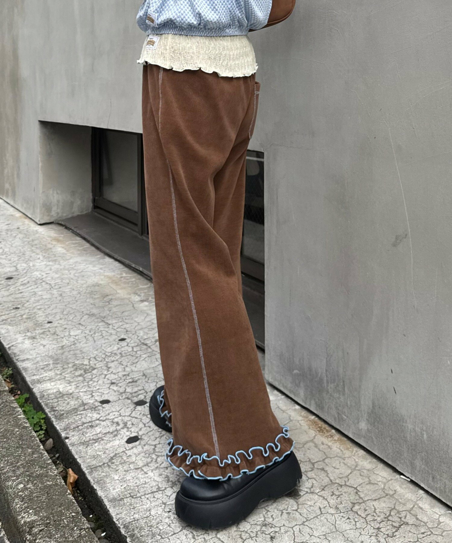 【日本直送 】燈芯絨下襬荷葉邊喇叭長褲6