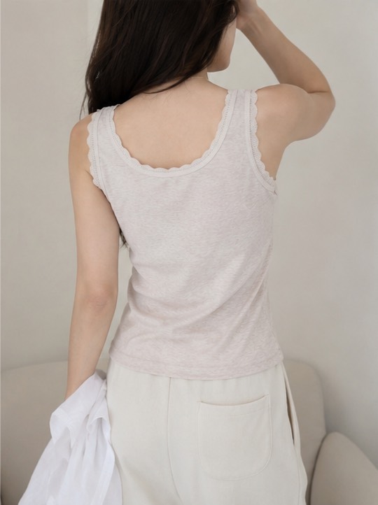 Soft Lace Tank | 柔霧帶罩杯蕾絲涼感背心5