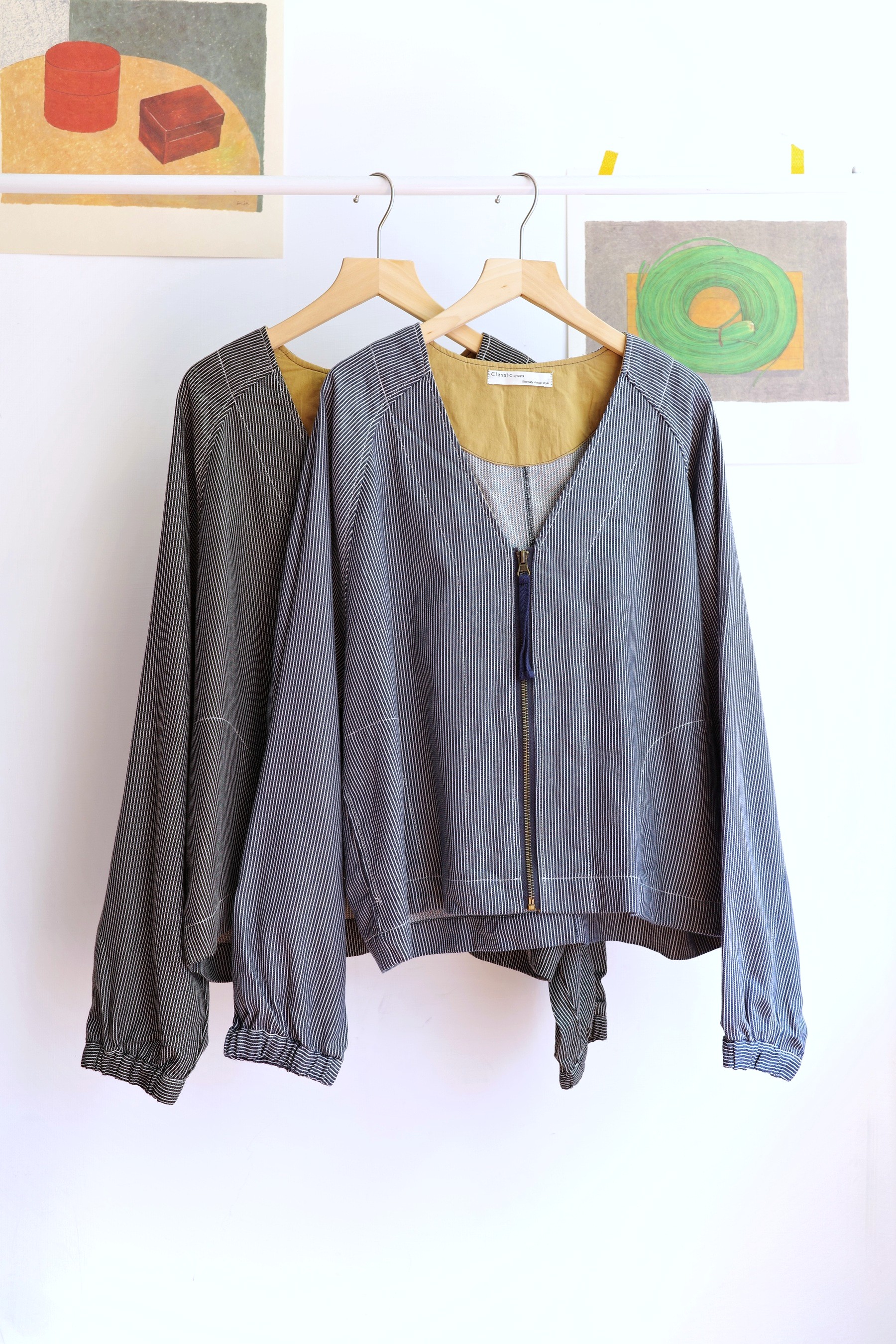 𓏭Ｖ領直紋丹寧短版外套