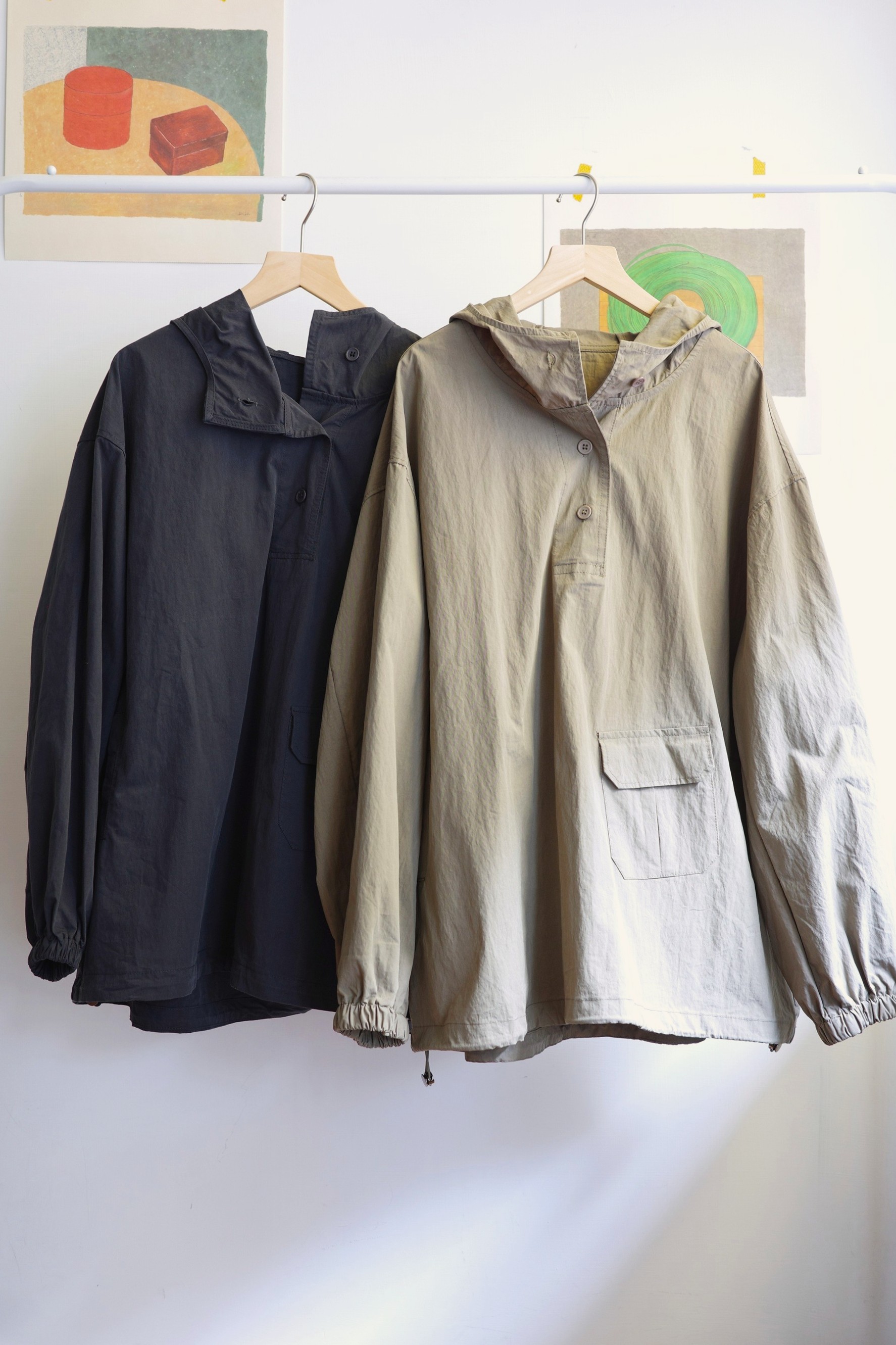 𓏭多口袋立領素色套頭式風衣外罩