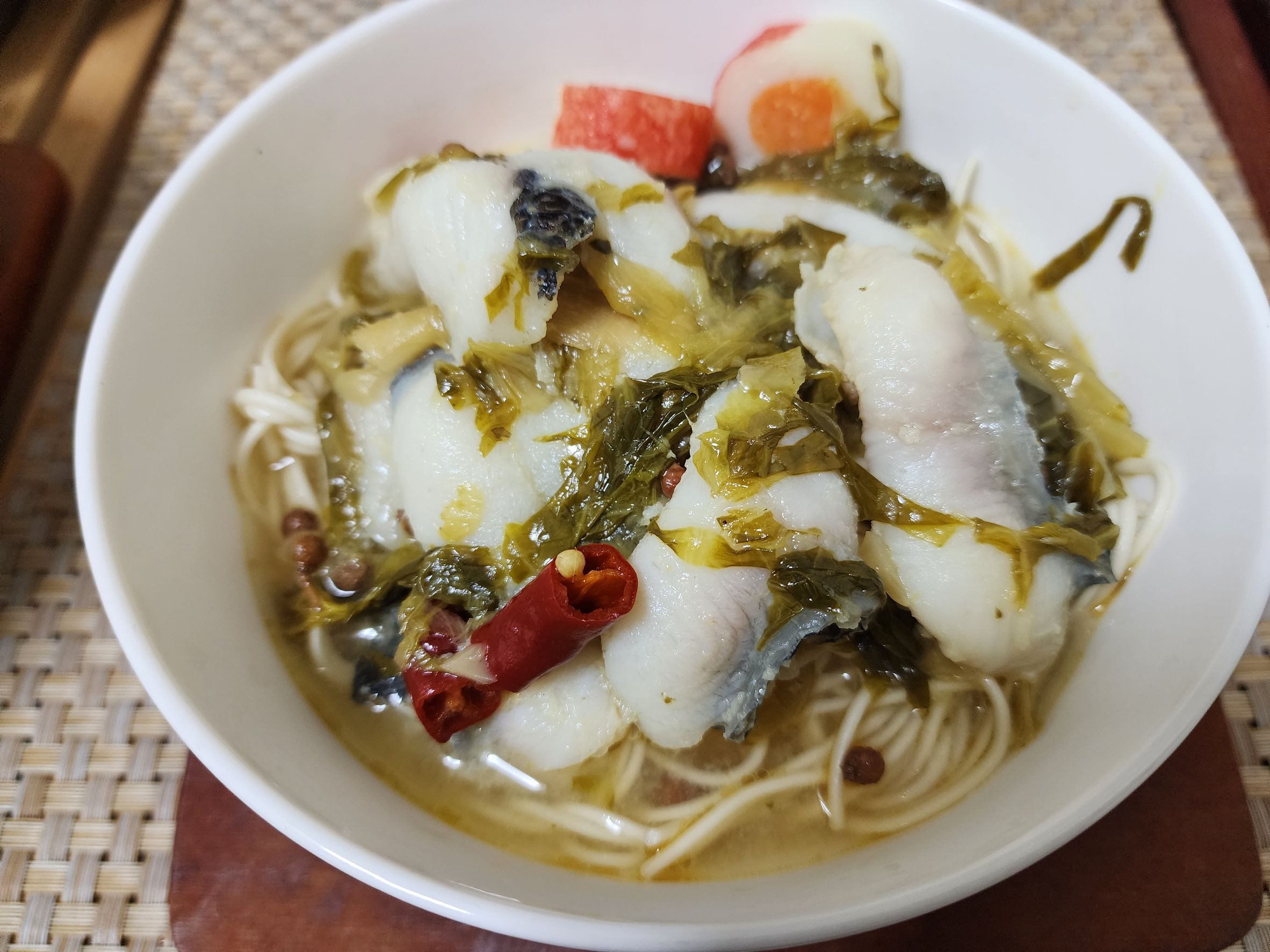 金湯酸菜魚(2~3人份) 金湯酸菜魚(2~3人份)