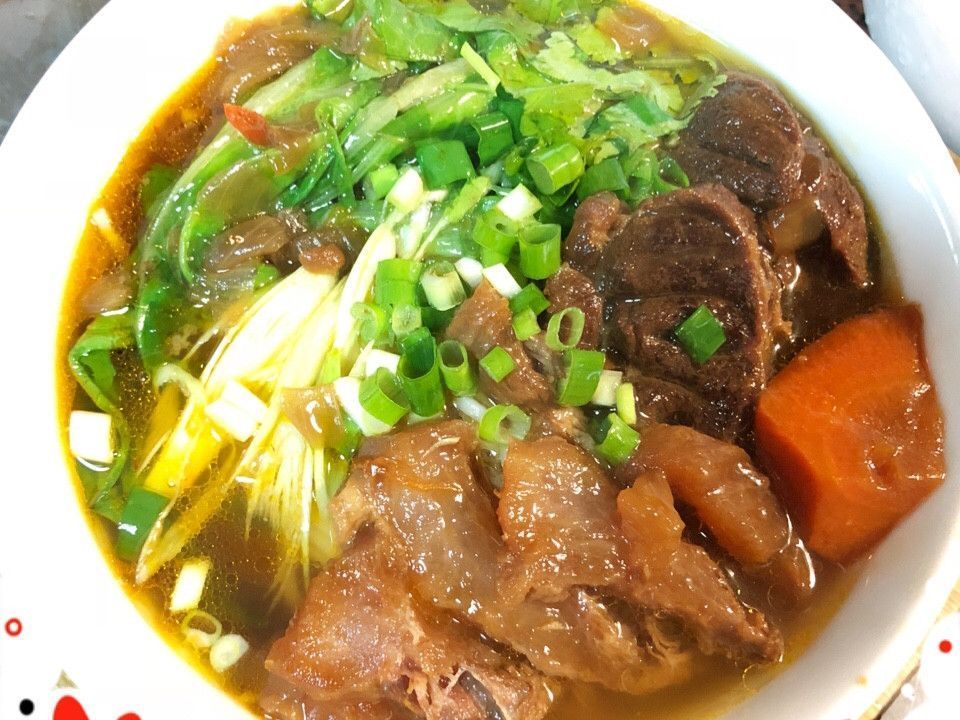 香辣嫩Q牛雙寶鍋3