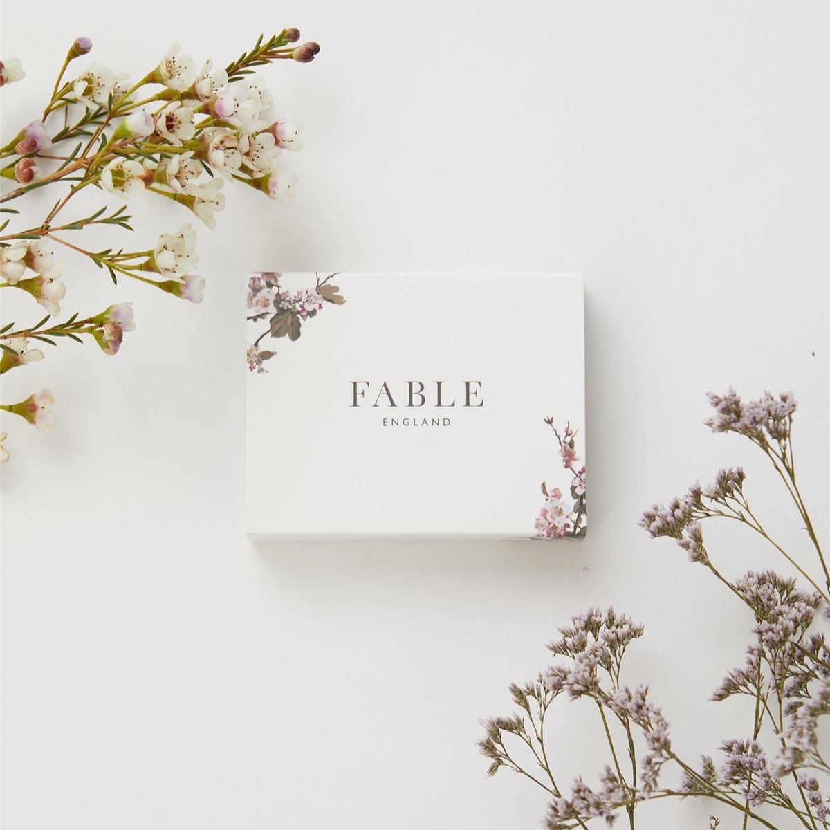 Fable England 酒紅蝴蝶耳環6