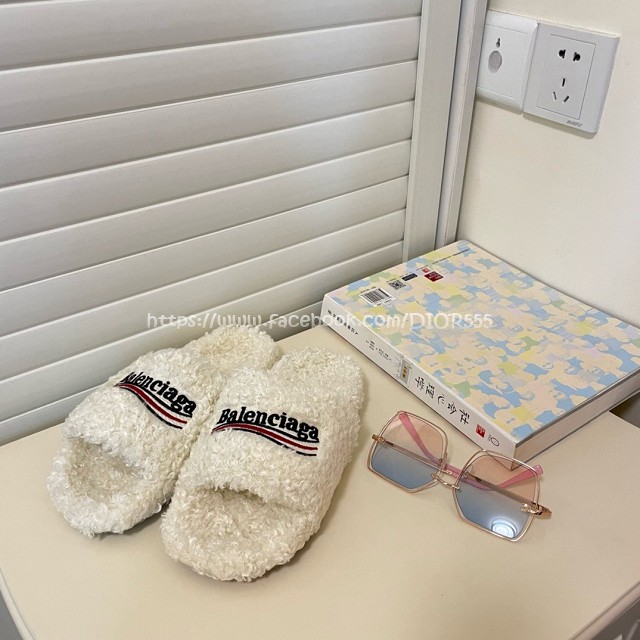 巴黎世家毛毛拖鞋7