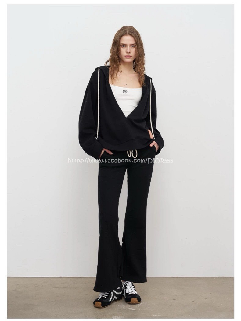 V領套(外套+褲子) V領套(外套+褲子)