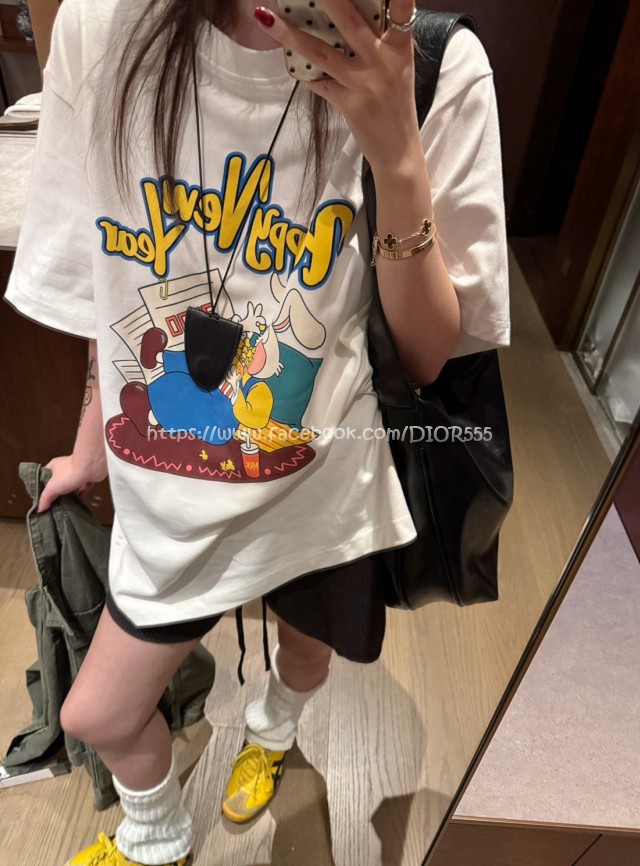 卡通大版T 卡通大版T