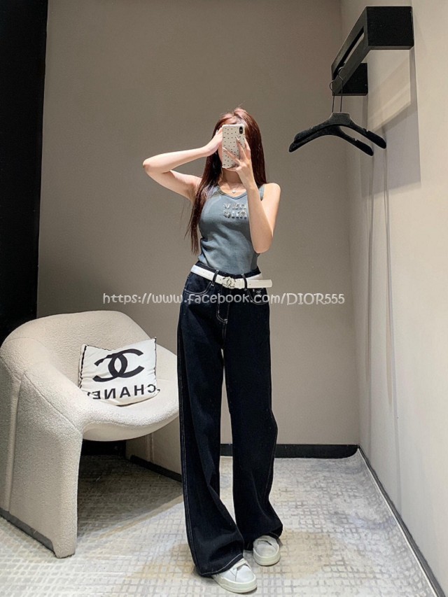 小香牛仔直筒褲