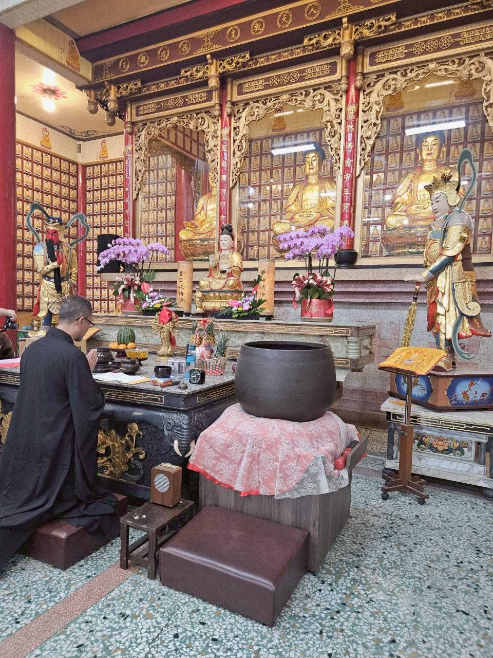 LINE_ALBUM_2026424高雄金山寺_260424_3.jpg