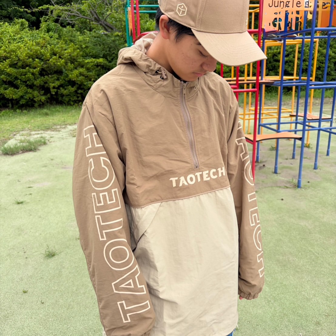Taotech|輕量防潑水日式寬鬆薄款連帽長袖**預購4