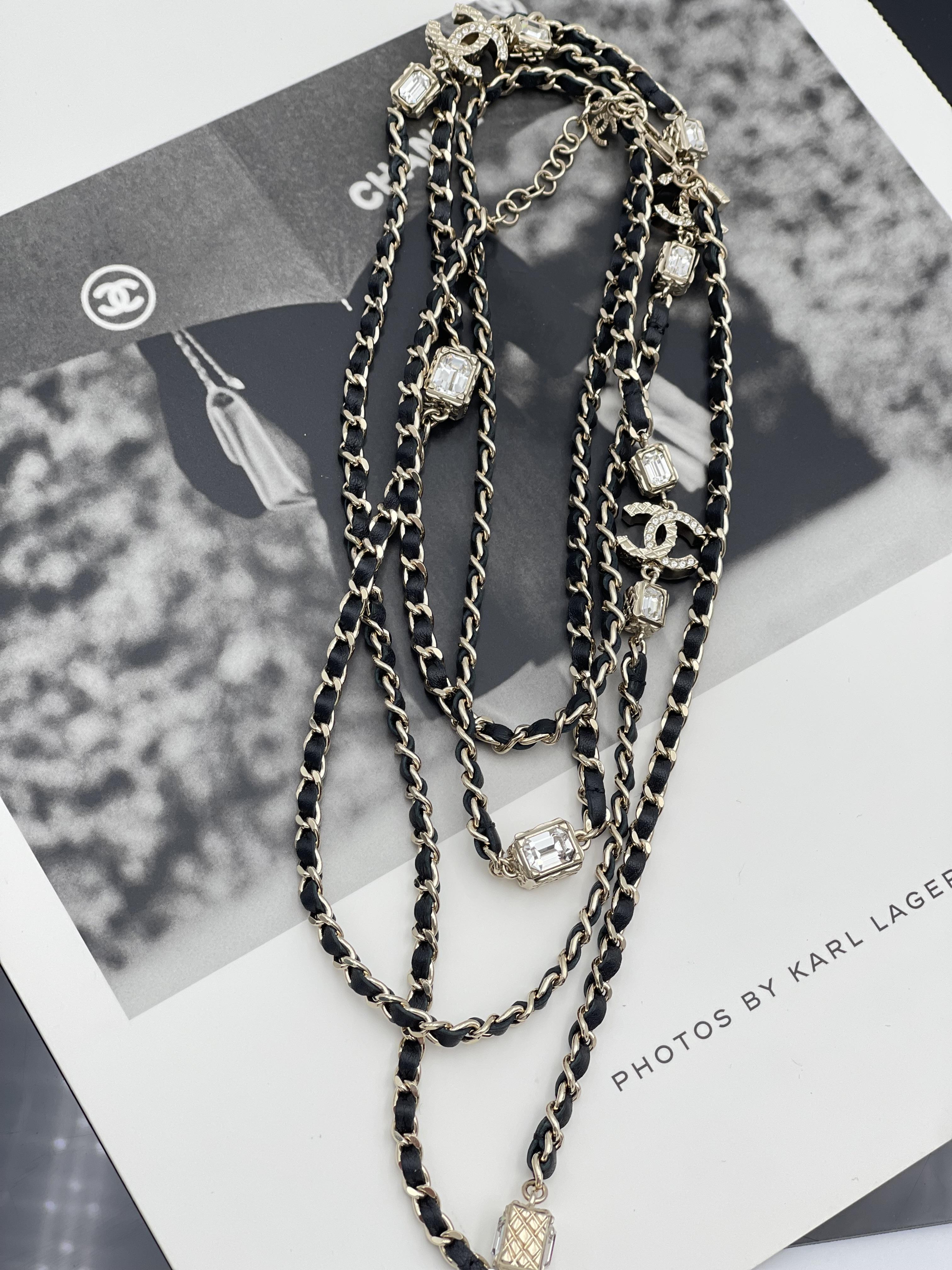 Chanel - Fashion vintage house