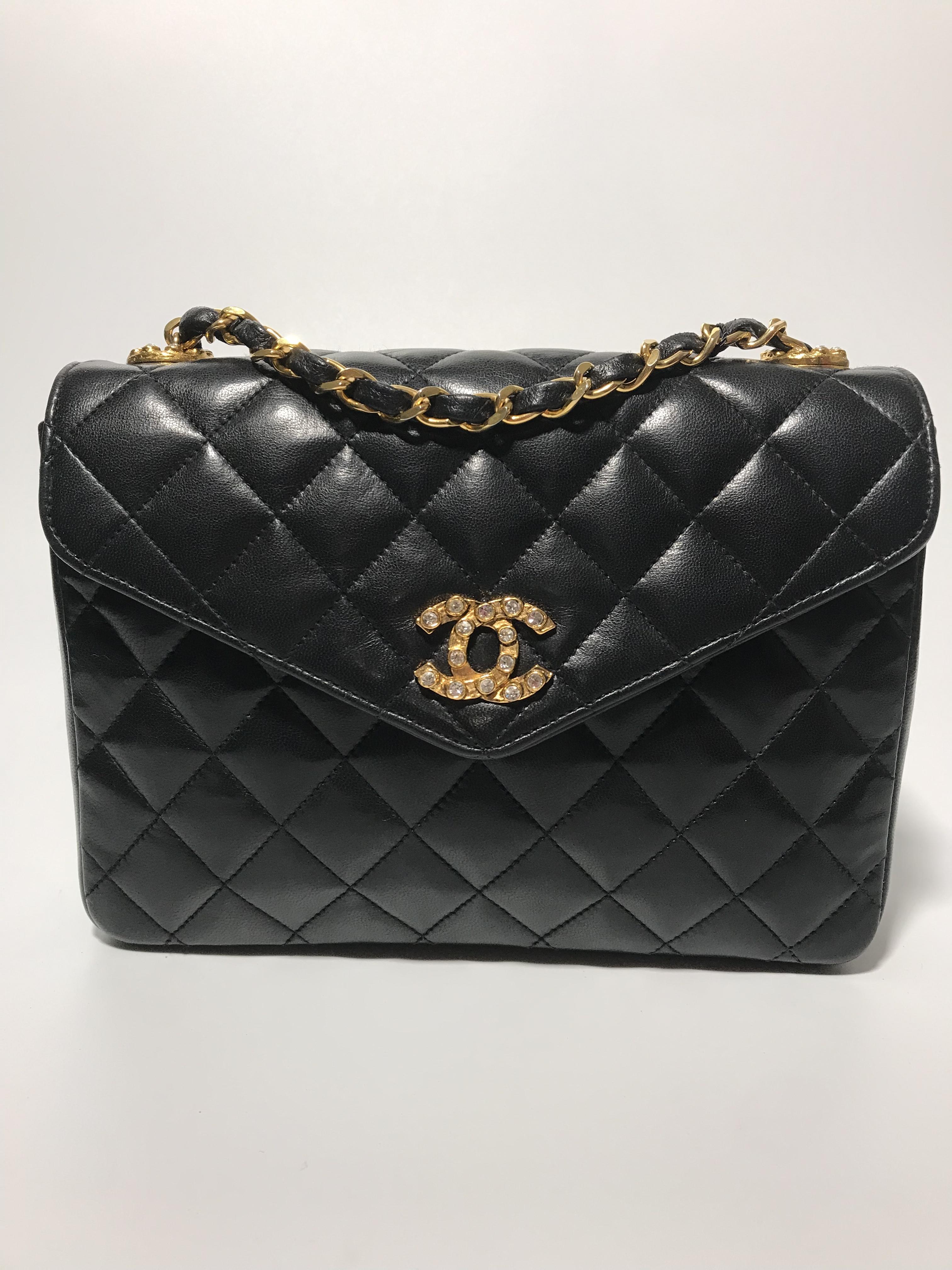 Chanel 鑽石釦信封包| Chanel - Fashion vintage house