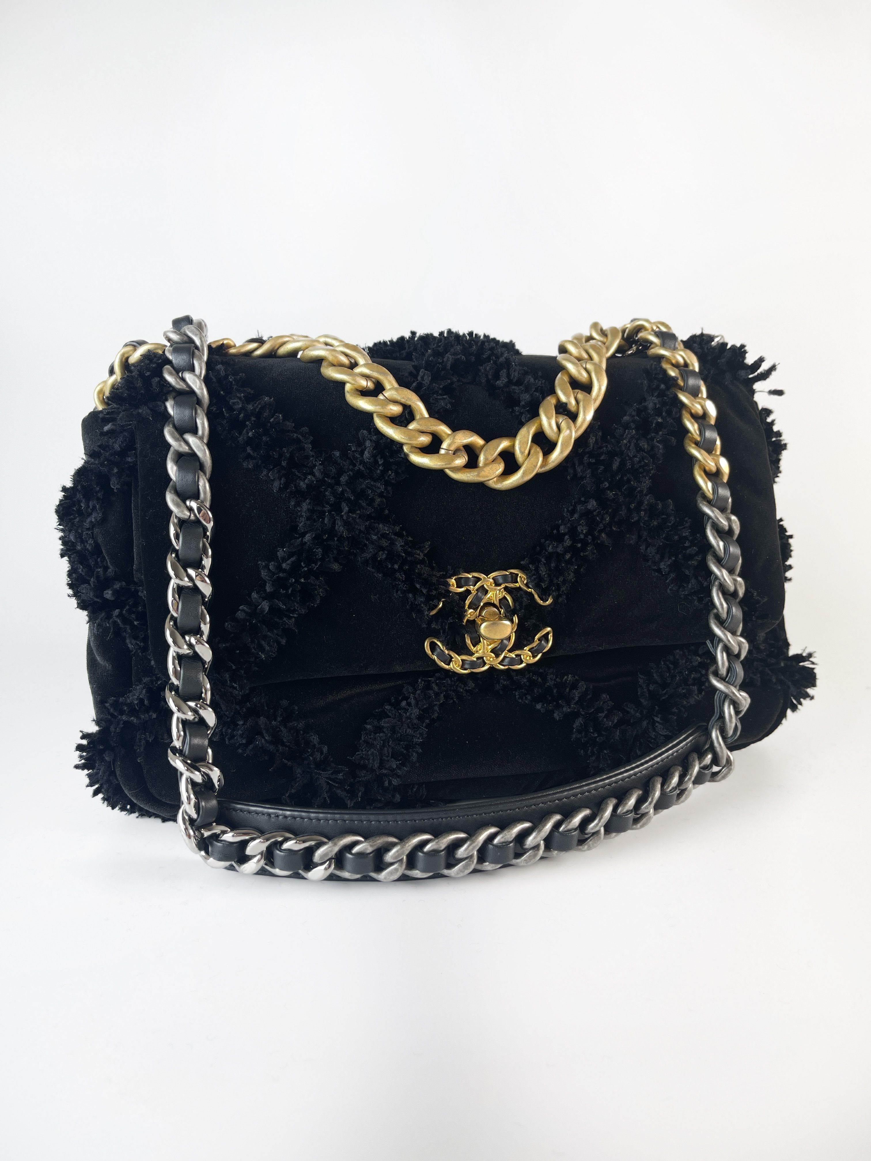 CHANEL cowhide leather Vintage Bag gold buckle handle shoulder bag ...